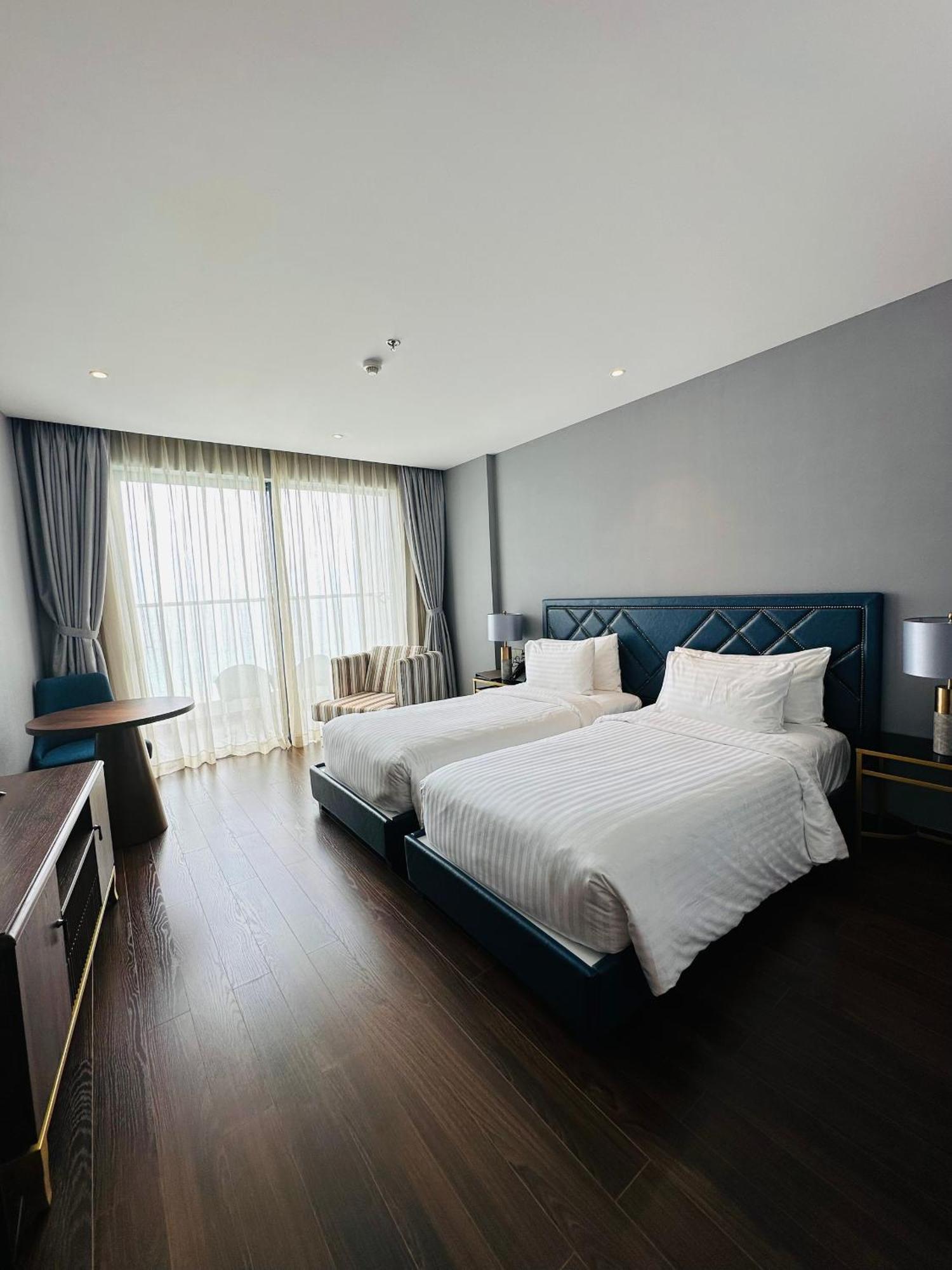 The Cam Ranh Oceanview Appartement Buitenkant foto
